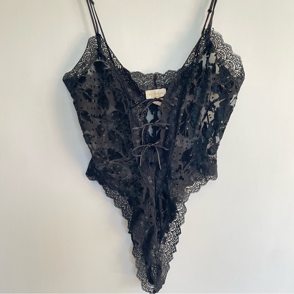 Victoria’s Secret Gold Label Vintage Bodysuit Sheer Velvet Tie Front Lingerie L